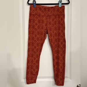 Athleta Ultimate Stash Pocket Snake 7/8 Tight Russet Brown M NWOT